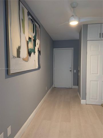 5270 NE 6th Ave E29, Oakland Park, FL 33334