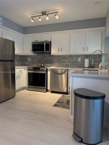 5270 NE 6th Ave E29, Oakland Park, FL 33334