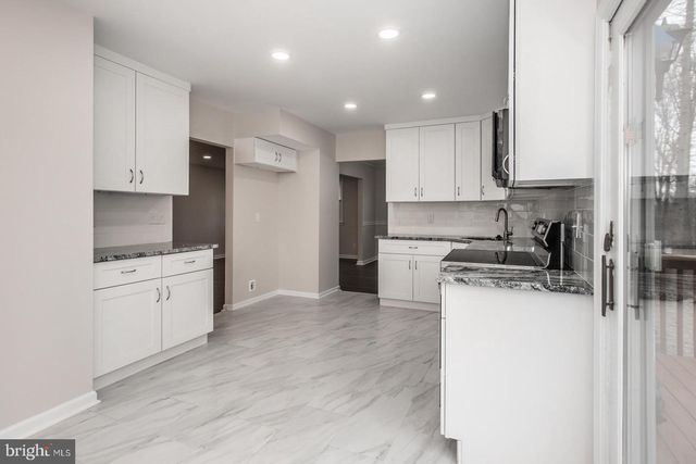 26 SHAMROCK HILL LN, Malvern, PA 19355