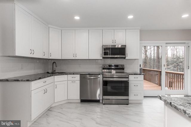 26 SHAMROCK HILL LN, Malvern, PA 19355