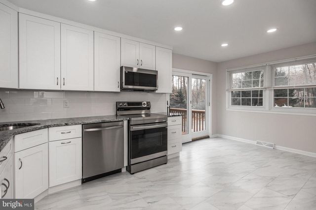 26 SHAMROCK HILL LN, Malvern, PA 19355