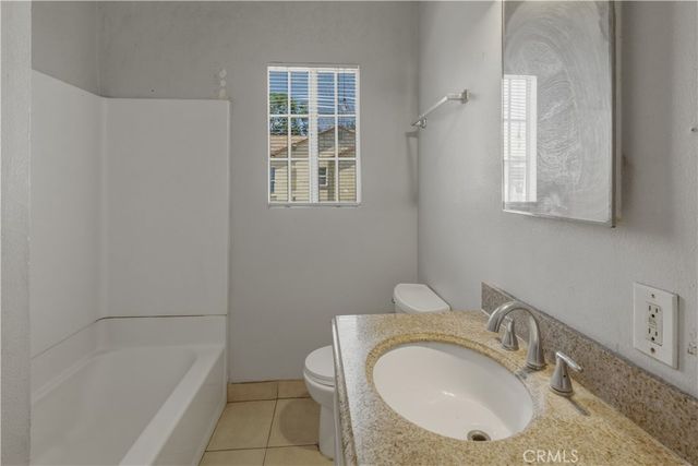 1564 Genevieve, San Bernardino, CA 92405