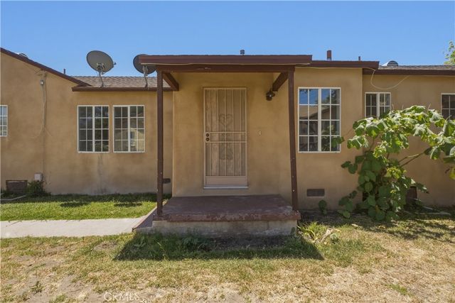 1564 Genevieve, San Bernardino, CA 92405