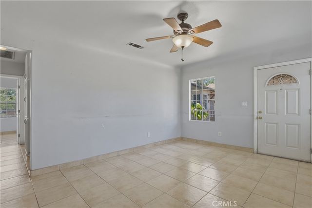 1564 Genevieve, San Bernardino, CA 92405