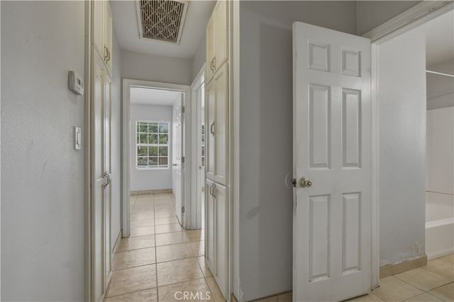 1564 Genevieve, San Bernardino, CA 92405