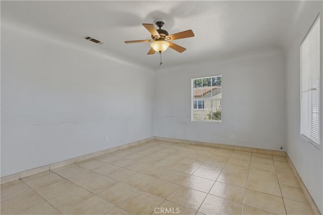 1564 Genevieve, San Bernardino, CA 92405