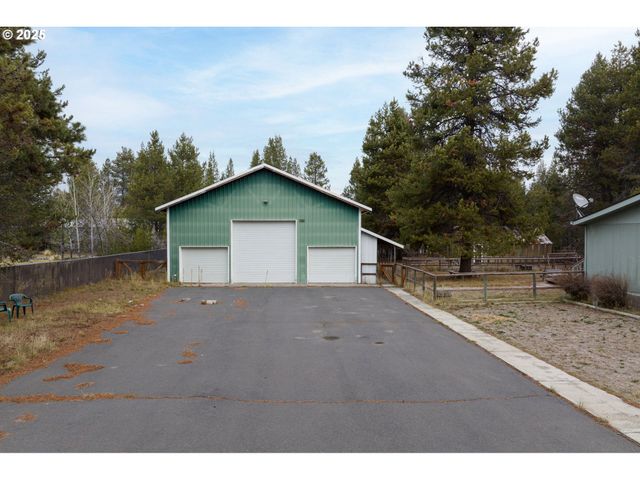15728 EASTWIND Ct, La Pine, OR 97739