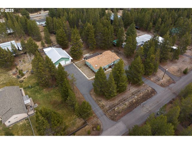 15728 EASTWIND Ct, La Pine, OR 97739