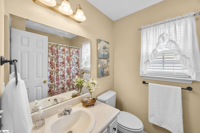 742 Cotton Branch Drive, Boiling Springs, SC 29316