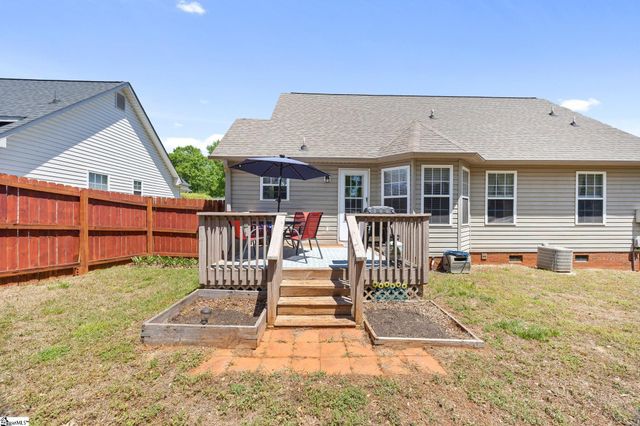 742 Cotton Branch Drive, Boiling Springs, SC 29316