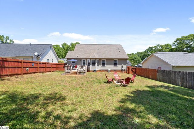 742 Cotton Branch Drive, Boiling Springs, SC 29316