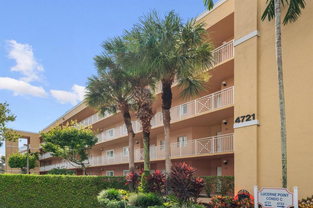 4721 E Lucerne Lakes Blvd E 744, Lake Worth, FL 33467