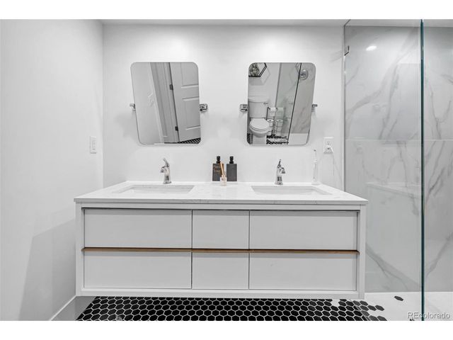 5564 Laredo St, Denver, CO 80239