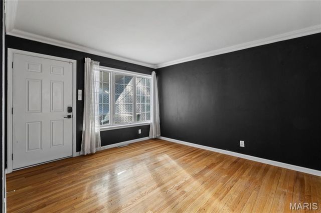 835 N Forest Avenue, Webster Groves, MO 63119