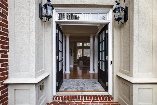 200 Pebble Beach Drive, Fayetteville, GA 30215