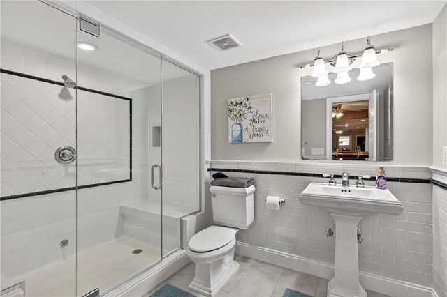 200 Pebble Beach Drive, Fayetteville, GA 30215