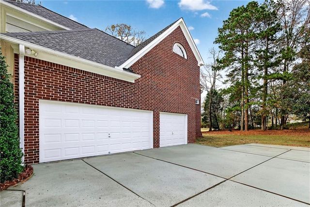 200 Pebble Beach Drive, Fayetteville, GA 30215