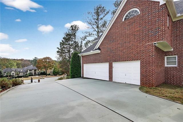200 Pebble Beach Drive, Fayetteville, GA 30215