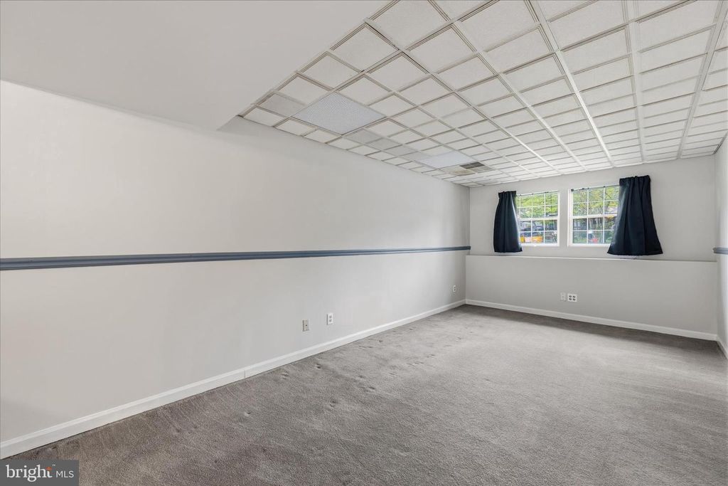 Image 21 of property listing at 810 205TH ST, Pasadena, MD 21122