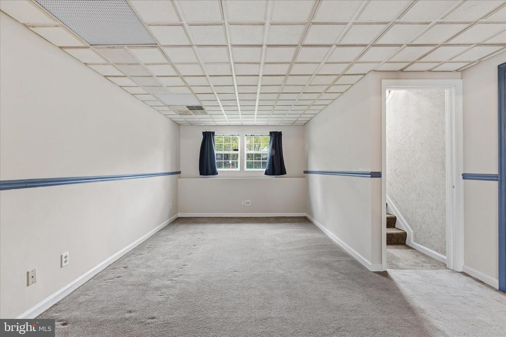 Image 22 of property listing at 810 205TH ST, Pasadena, MD 21122