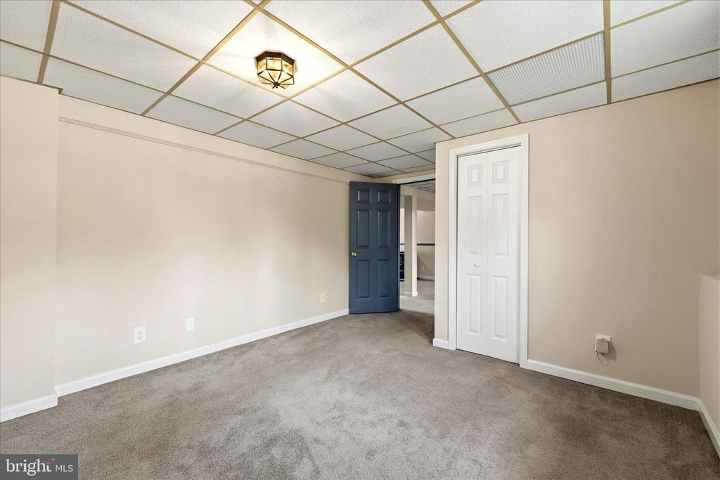 Image 29 of property listing at 810 205TH ST, Pasadena, MD 21122