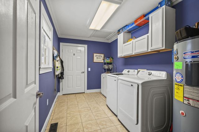 233 Cunningham Lane, Winchester, KY 40391