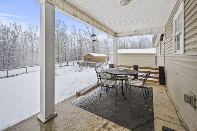 233 Cunningham Lane, Winchester, KY 40391