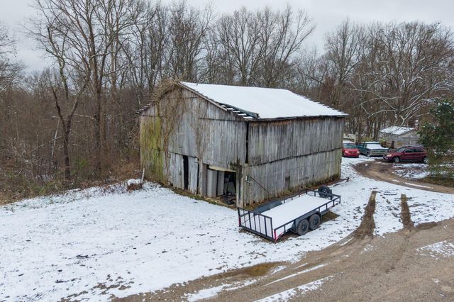 233 Cunningham Lane, Winchester, KY 40391