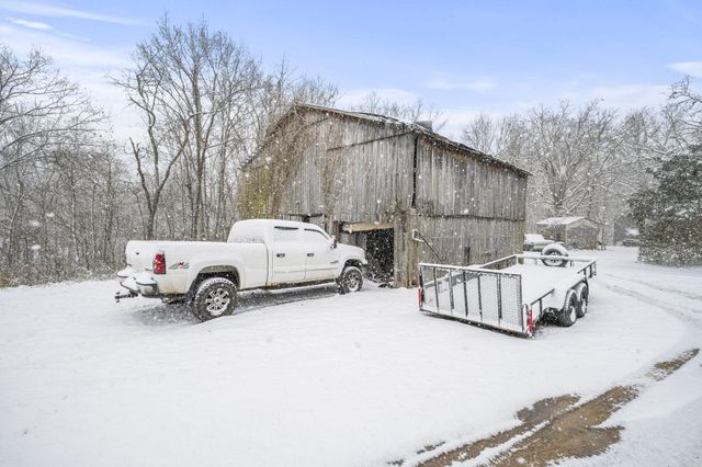 233 Cunningham Lane, Winchester, KY 40391