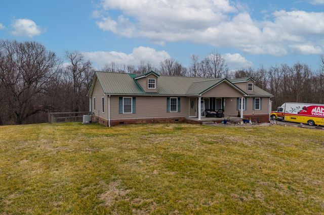 233 Cunningham Lane, Winchester, KY 40391