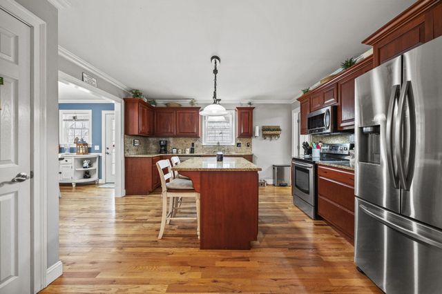 233 Cunningham Lane, Winchester, KY 40391