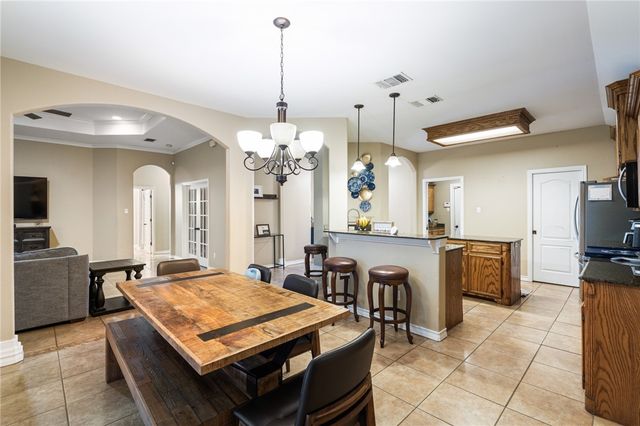 6913 Round Table St, Corpus Christi, TX 78414