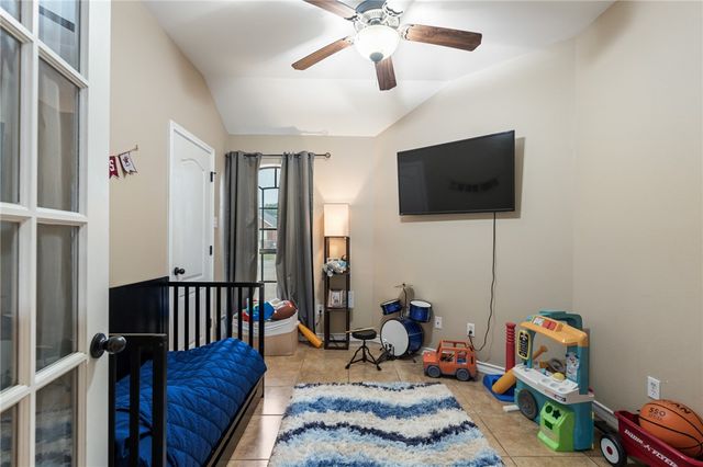 6913 Round Table St, Corpus Christi, TX 78414