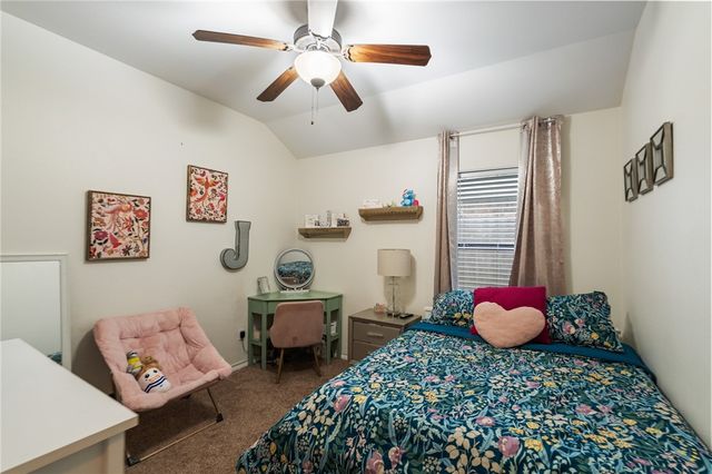 6913 Round Table St, Corpus Christi, TX 78414
