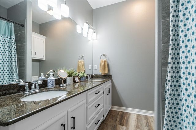 6913 Round Table St, Corpus Christi, TX 78414
