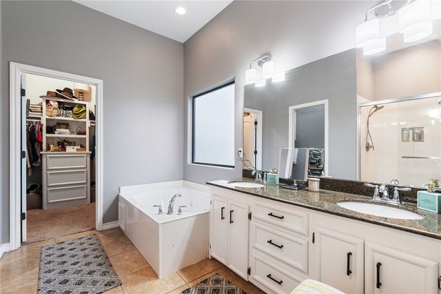 6913 Round Table St, Corpus Christi, TX 78414