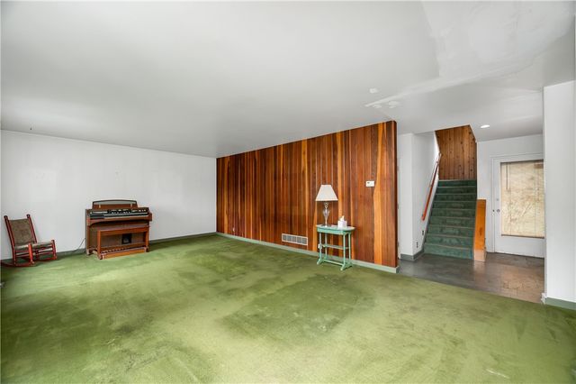 221 Sunset Dr., Wilkins Twp, PA 15235