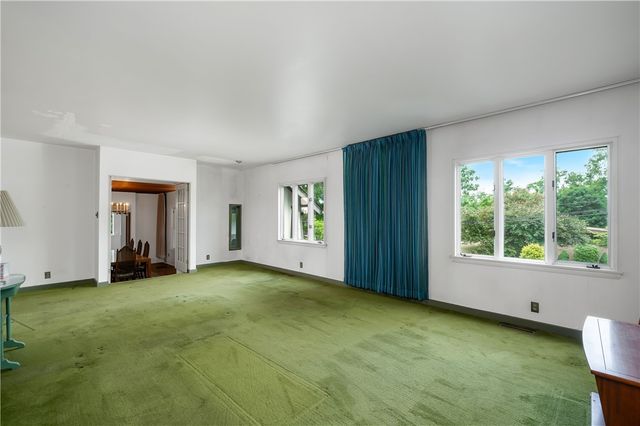 221 Sunset Dr., Wilkins Twp, PA 15235