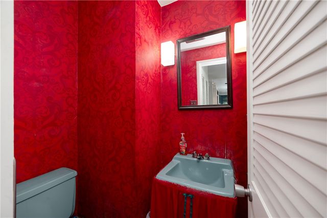 221 Sunset Dr., Wilkins Twp, PA 15235