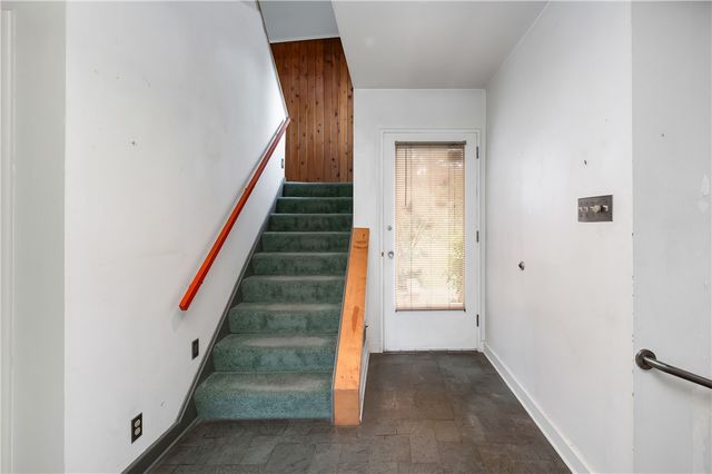 221 Sunset Dr., Wilkins Twp, PA 15235