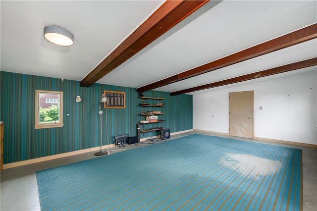 221 Sunset Dr., Wilkins Twp, PA 15235