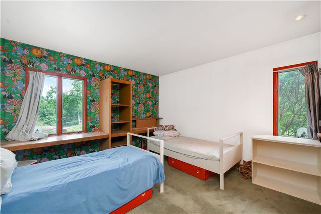 221 Sunset Dr., Wilkins Twp, PA 15235