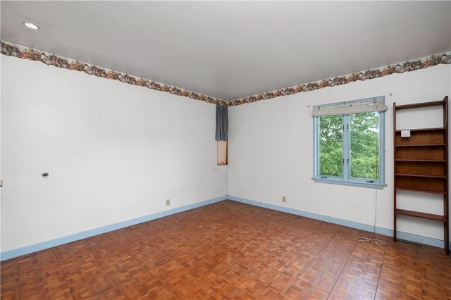 221 Sunset Dr., Wilkins Twp, PA 15235