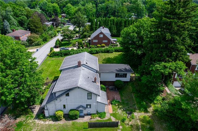 221 Sunset Dr., Wilkins Twp, PA 15235