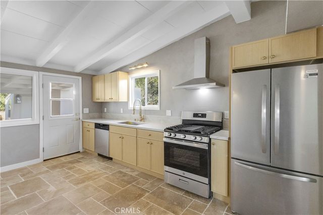 14904 S Ryan Street, Sylmar, CA 91342