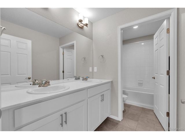 1785 War Knot Ln, Castle Rock, CO 80104