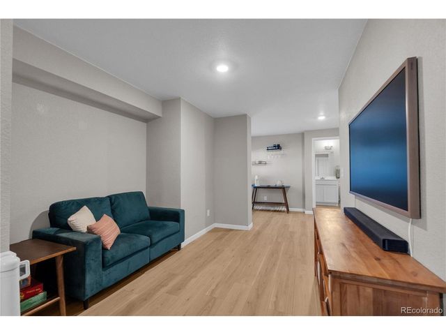 1785 War Knot Ln, Castle Rock, CO 80104