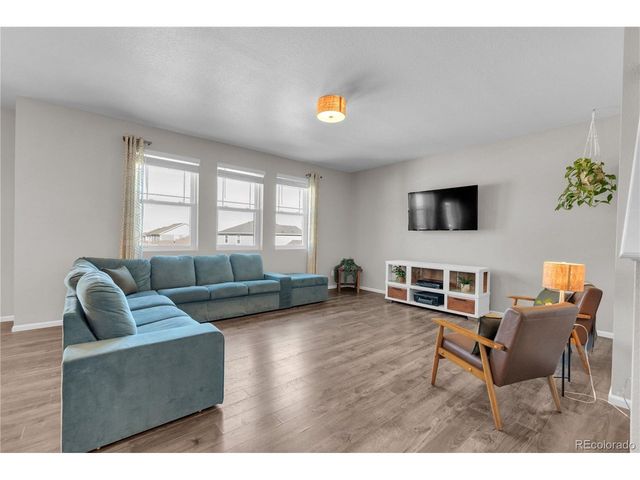 1785 War Knot Ln, Castle Rock, CO 80104