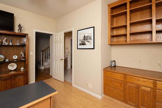 2705 Lake Front Ct, Modesto, CA 95355