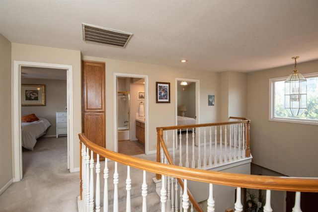 2705 Lake Front Ct, Modesto, CA 95355